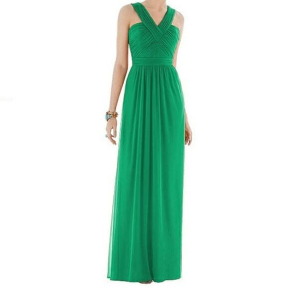 Alfred Sung D678 Chiffon Sleeveless Bridesmaid Dress in Pantone Emerald - Picture 1 of 10